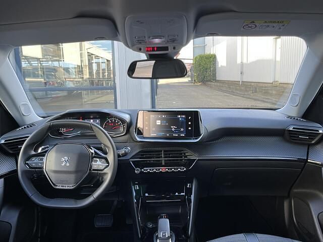 Occasion Peugeot 2008 Allure 131 PK (96 kW) 2022 Zwart SUV