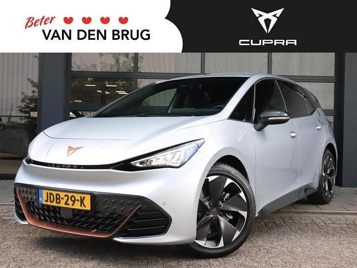 Grijs Gebruikt 2025 Cupra Born Limited Edition Hatchback | € 35.800 (Iets duurder) - Afbeelding 1/4