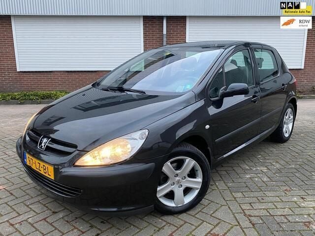 Zwart Gebruikt 2003 Peugeot 307 Hatchback | € 3.300 (Duur) - Afbeelding 1/4