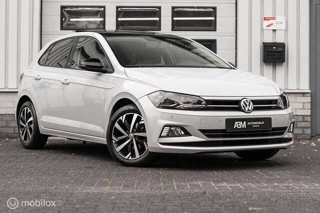 Wit Gebruikt 2018 VW Polo Beats Hatchback | € 12.950 (Eerlijke prijs) - Afbeelding 1/4