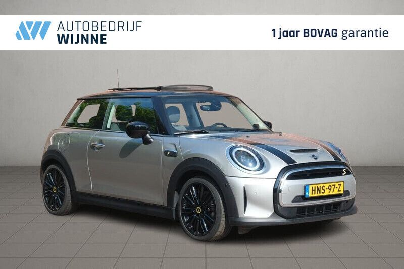 Grijs Gebruikt 2022 Mini Cooper S Hatchback | € 20.930 (Eerlijke prijs) - Afbeelding 1/4