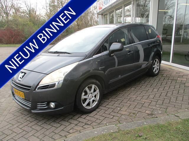 Occasion Peugeot 5008 156 PK (114 kW) 2010 Grijs (metallic) MPV