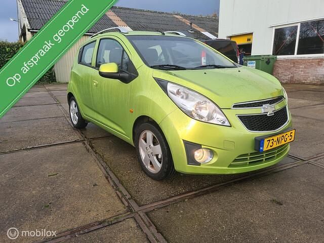 Groen Gebruikt 2010 Chevrolet Spark LS Hatchback | € 2.750 (Eerlijke prijs) - Afbeelding 1/4