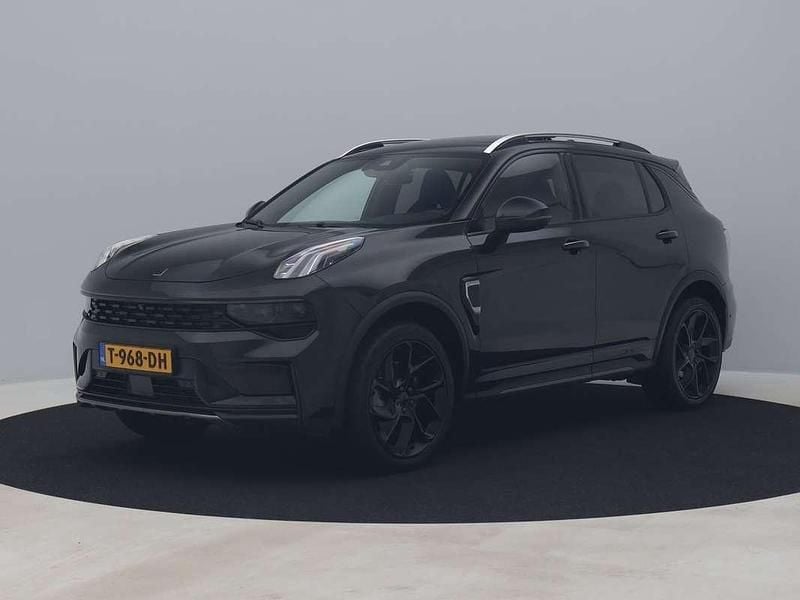Zwart Gebruikt 2023 Lynk & Co 01 SUV | € 28.400 (Eerlijke prijs) - Afbeelding 1/3