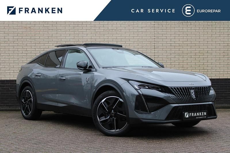 Grijs Occasion 2025 Peugeot 408 GT Hatchback | € 37.595 (Iets duurder) - Afbeelding 1/4