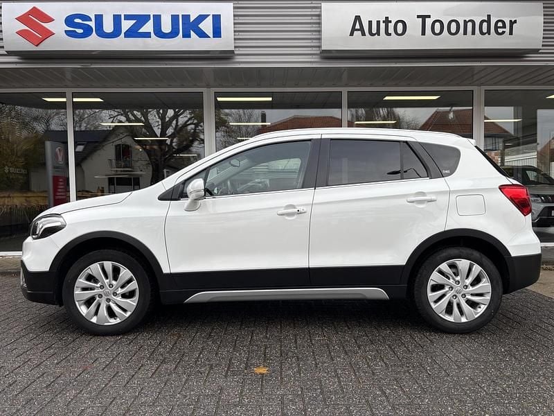 Suv Gebruikt 2021 Suzuki SX4 S-Cross SUV | € 21.900 - Afbeelding 1/4