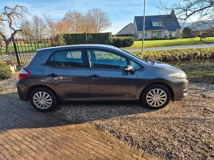 Occasion Toyota Auris 132 PK (97 kW) 2010