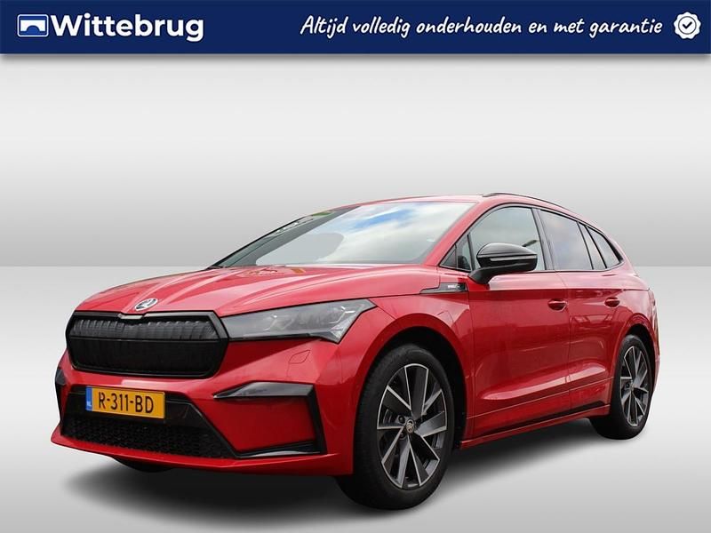 Rood Gebruikt 2022 Skoda Enyaq iV SportLine SUV | € 29.950 (Eerlijke prijs) - Afbeelding 1/3
