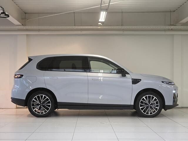 Nieuw Leapmotor B10 160 kW (218 PK) 2025 Blauw SUV