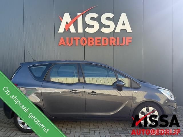 Grijs Occasion 2011 Opel Meriva Cosmo MPV | € 3.849 (Eerlijke prijs) - Afbeelding 1/4