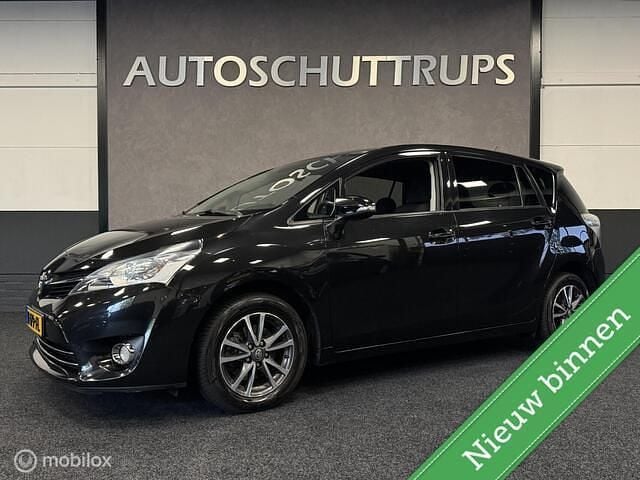 Zwart Gebruikt 2014 Toyota Verso MPV | € 13.949 (Eerlijke prijs) - Afbeelding 1/4