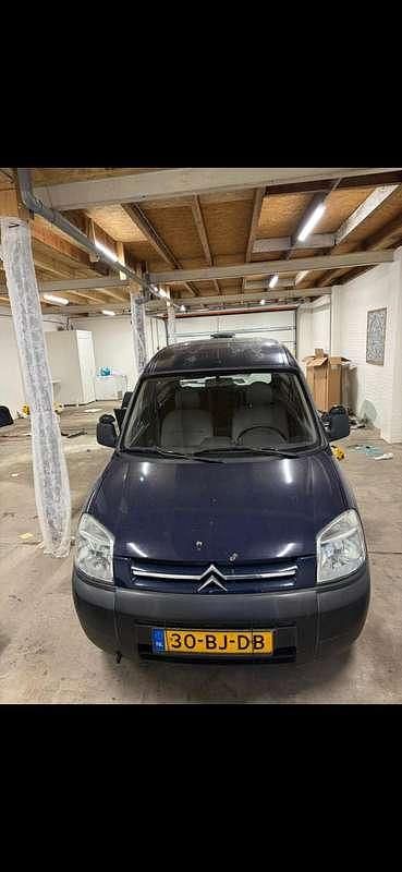 Blauw Occasion 2003 Citroën Berlingo MPV | € 800 (Goede deal) - Afbeelding 1/4