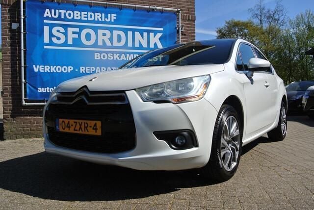 Wit Gebruikt 2013 Citroën DS4 So Chic Hatchback | € 4.895 (Goede deal) - Afbeelding 1/4