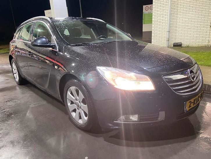 Occasion Opel Insignia 140 PK (102 kW) 2013 Zwart Stationwagen