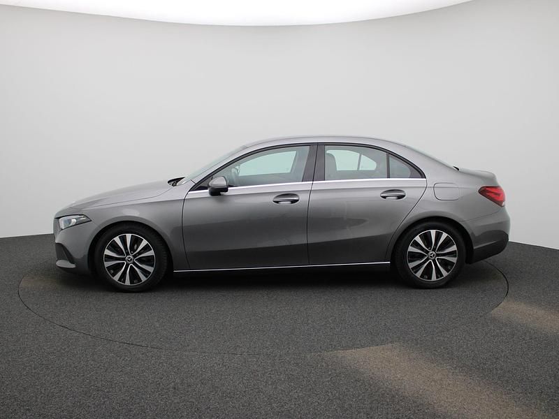 Occasion Mercedes A180 136 PK (100 kW) 2021 Grijs Sedan