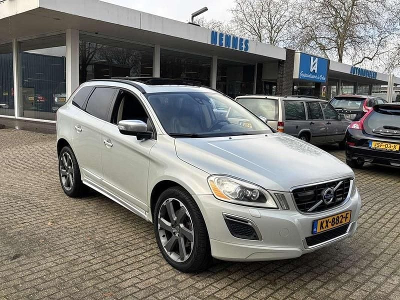 Wit (parellak) Occasion 2011 Volvo XC60 R-Design SUV | € 17.450 (Eerlijke prijs) - Afbeelding 1/4