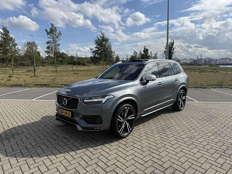 Grijs Gebruikt 2018 Volvo XC90 SUV | € 39.999 (Eerlijke prijs) - Afbeelding 1/4