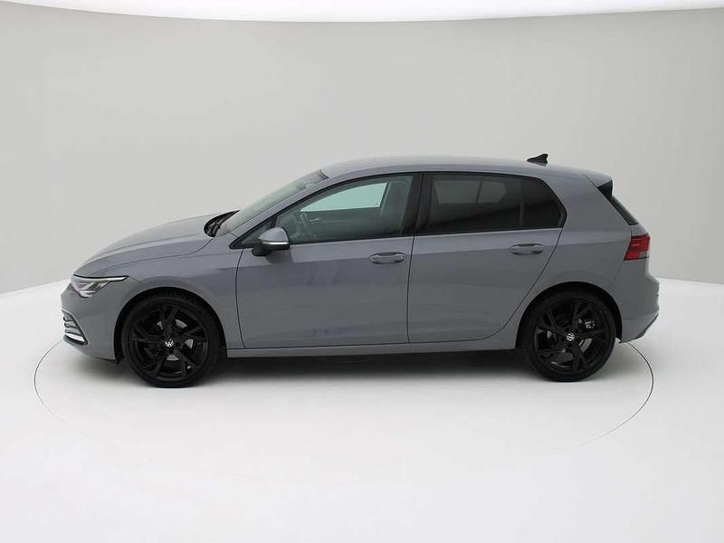 Occasion VW Golf VIII Business+ 131 PK (96 kW) 2022 Grijs Hatchback