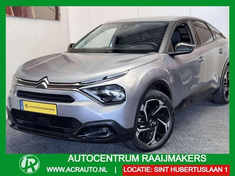 Grijs, metallic lak Gebruikt 2021 Citroën C4 PureTech SUV | € 16.935 (Eerlijke prijs) - Afbeelding 1/4