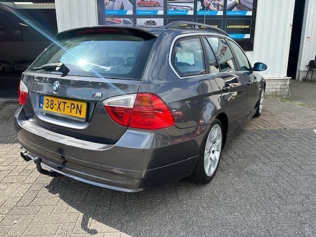 Occasion BMW 325 218 PK (160 kW) 2007 Grijs Stationwagen