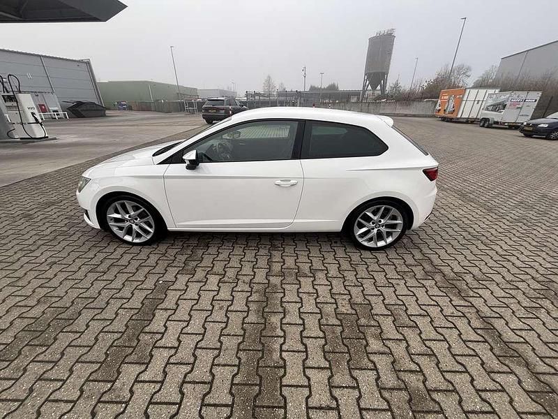 Occasion Seat Leon FR 122 PK (89 kW) 2013 Wit Stationwagen
