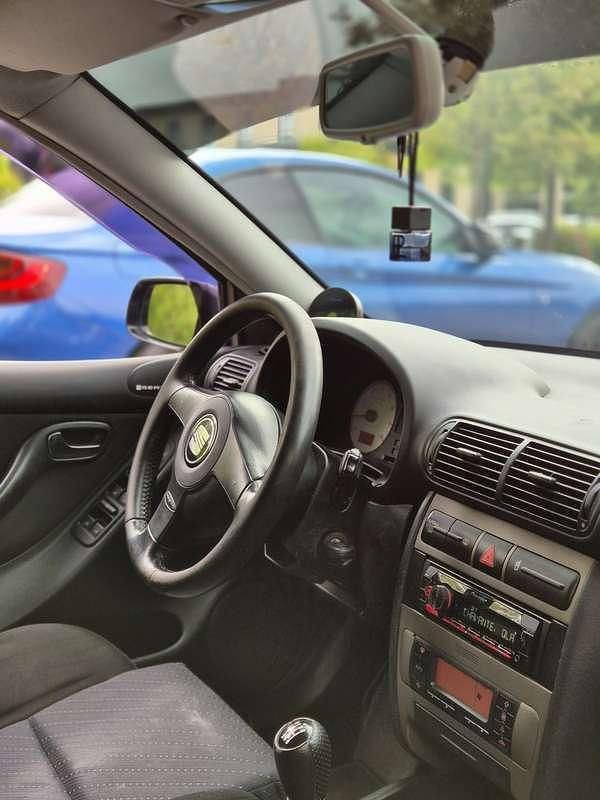 Occasion Seat Leon 179 PK (131 kW) 2003 Zwart Hatchback