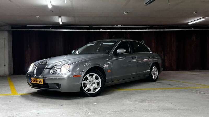Grijs Gebruikt 2004 Jaguar S-Type Executive Sedan | € 6.500 (Eerlijke prijs) - Afbeelding 1/4