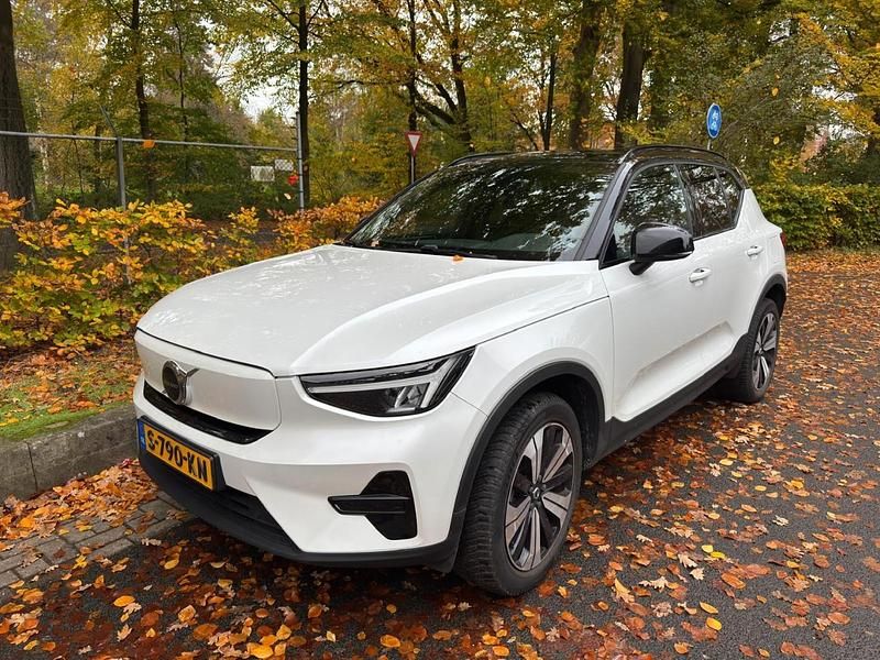 Wit Gebruikt 2022 Volvo XC40 Ultimate SUV | € 34.895 (Super prijs) - Afbeelding 1/3