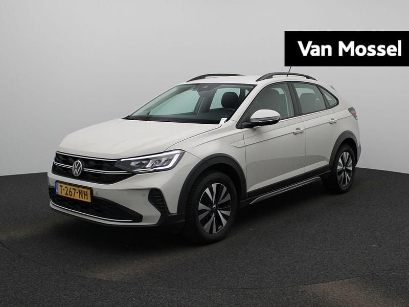 Grijs Gebruikt 2023 VW Taigo Life SUV | € 27.900 - Afbeelding 1/4