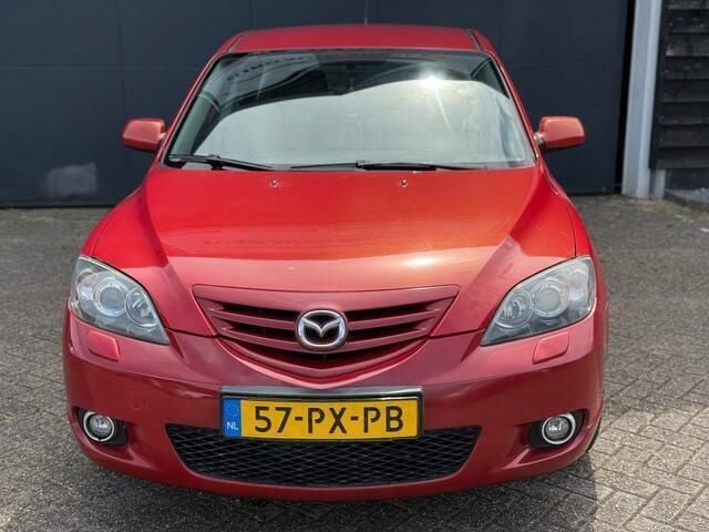 Occasion Mazda 3 Inclusive 105 PK (77 kW) 2005 Rood Hatchback