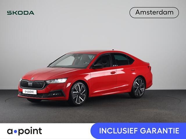Rood (metallic) Occasion 2020 Skoda Octavia Business Line Hatchback | € 15.949 (Eerlijke prijs) - Afbeelding 1/4
