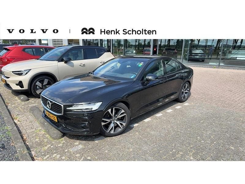 Zwart Gebruikt 2019 Volvo S60 R-Design Sedan | € 28.950 (Goede deal) - Afbeelding 1/4