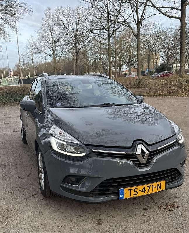 Grijs Occasion 2018 Renault Clio GrandTour Intens Stationwagen | € 8.000 (Goede deal) - Afbeelding 1/4