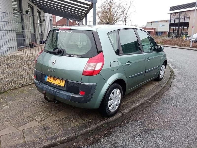 Occasion Renault Mégane II Dynamique 113 PK (83 kW) 2003 Sedan
