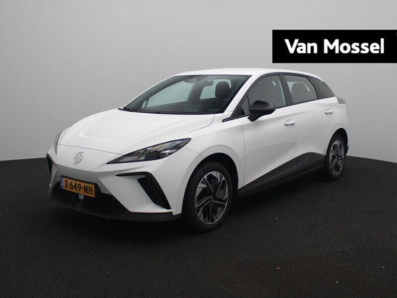Wit Gebruikt 2023 MG MG4 EV Hatchback | € 19.995 (Eerlijke prijs) - Afbeelding 1/4