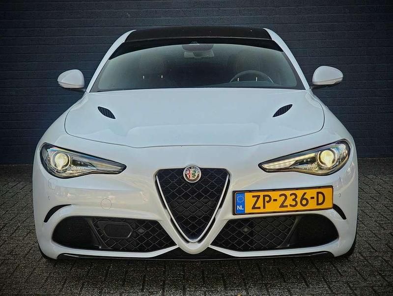 Occasion Alfa Romeo Giulia Quadrifoglio 510 PK (375 kW) 2019 Wit, metallic lak Sedan