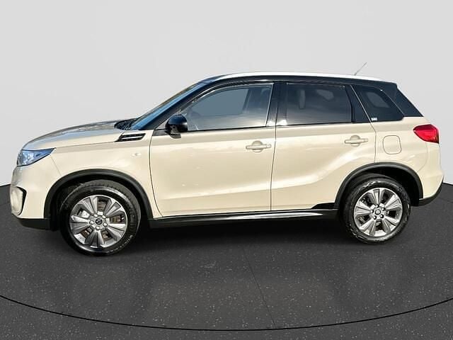 Occasion Suzuki Vitara Exclusive 120 PK (88 kW) 2018 Beige SUV