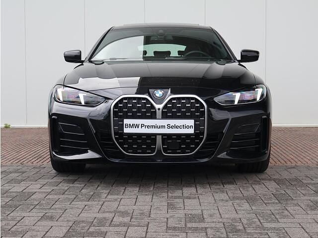 Zwart Gebruikt 2024 BMW 420 Performance Coupé | € 53.900 (Iets duurder) - Afbeelding 1/3
