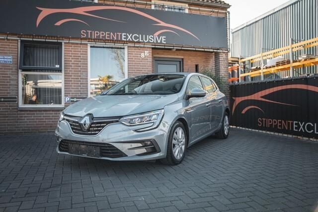 Grijs Gebruikt 2021 Renault Mégane GrandTour Intens Stationwagen | € 18.499 (Goede deal) - Afbeelding 1/4