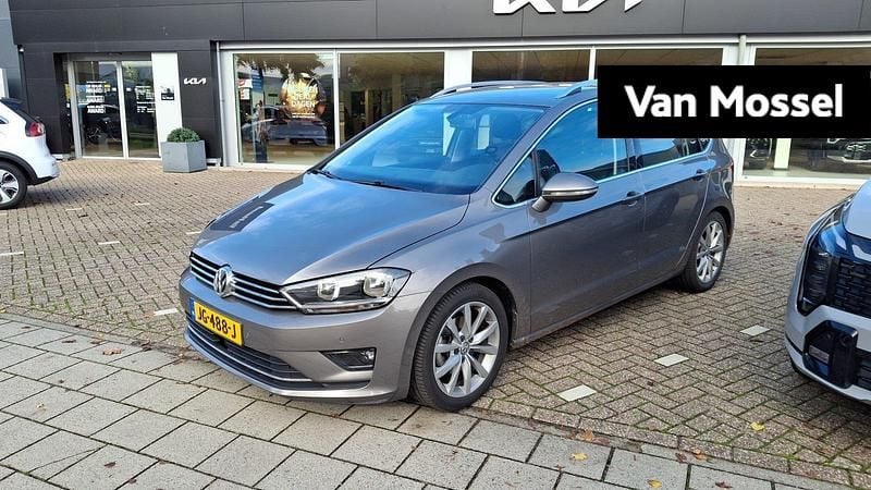 Grijs Gebruikt 2016 VW Golf Sportsvan Highline MPV | € 15.900 (Eerlijke prijs) - Afbeelding 1/4