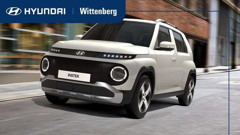 Grijs Nieuw 2025 Hyundai Inster Hatchback | € 28.944 (Eerlijke prijs) - Afbeelding 1/4