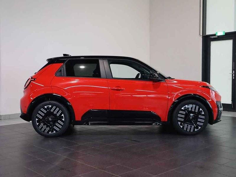 Nieuw Nissan Micra Advance 110 kW (150 PK) 2025 Rood Hatchback