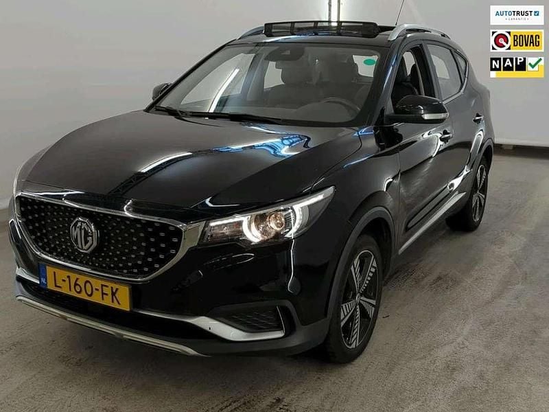 Zwart Occasion 2021 MG ZS Luxury SUV | € 12.836 (Eerlijke prijs) - Afbeelding 1/4
