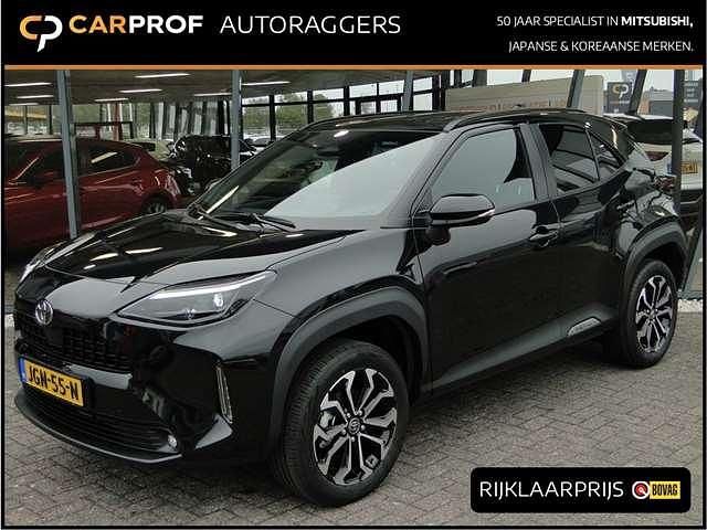 Zwart Nieuw 2025 Toyota Yaris Hybrid Sedan | € 30.945 (Eerlijke prijs) - Afbeelding 1/4