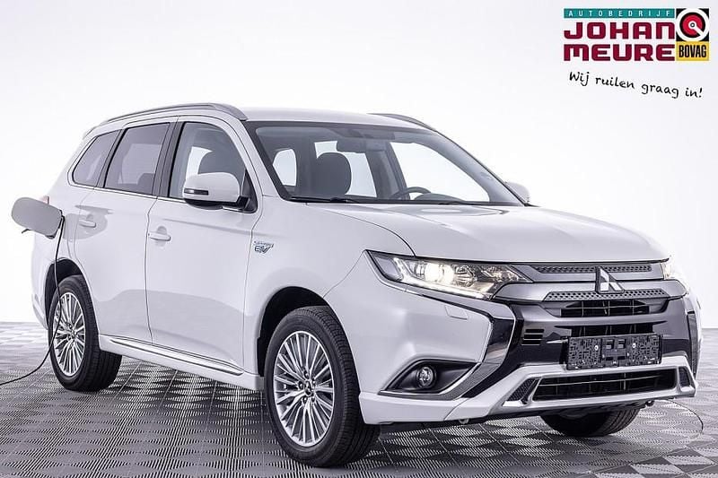 Wit Gebruikt 2020 Mitsubishi Outlander P-HEV SUV | € 22.990 (Super prijs) - Afbeelding 1/4