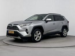 Zircon silver metallic (licht zilver metallic) Gebruikt 2019 Toyota RAV4 Executive SUV | € 33.900 (Iets duurder) - Afbeelding 1/3