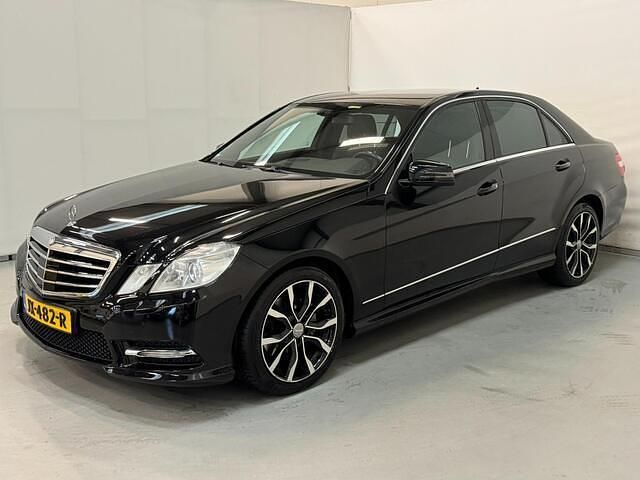 Occasion Mercedes E350 AMG 265 PK (194 kW) 2011 Zwart (metallic) Sedan