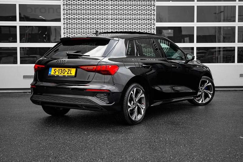Occasion Audi A3 Sportback S-Line 110 PK (80 kW) 2023 Zwart Hatchback