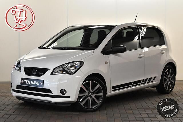 Wit Occasion 2018 Seat Mii FR Hatchback | € 10.845 (Iets duurder) - Afbeelding 1/4