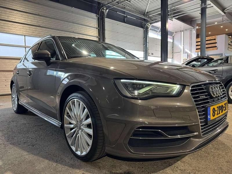 Occasion Audi A3 Sportback e-tron Ambition 150 PK (110 kW) 2015 Grijs Hatchback